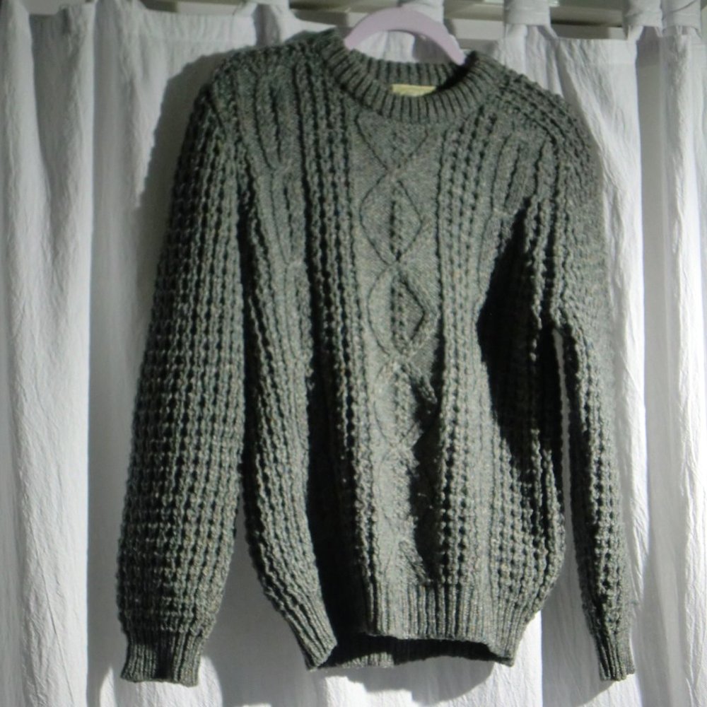 Gealterra Heavy Gray wool sweater (Small )